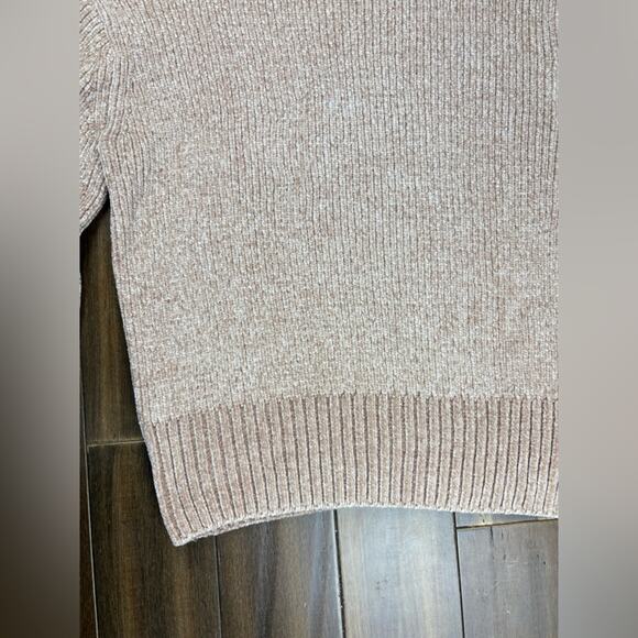 NWOT Size M Cynthia Rowley Chenille Knit Turtleneck Beige Tan Cream Sweater - Picture 8 of 13